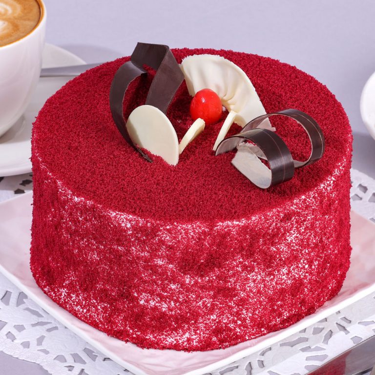 tempting-heart-shaped-red-velvet-cake