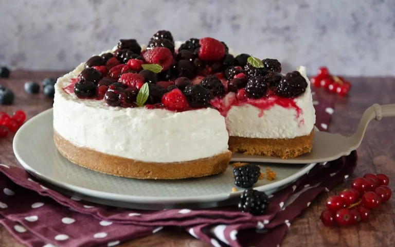 mixed-berry-cheesecake